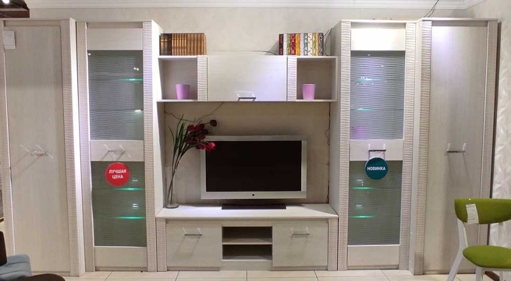 Горка для гостиной