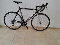 Алуминиев шосеен велосипед 28 инча. Шосейно колело 28 Cannondale
