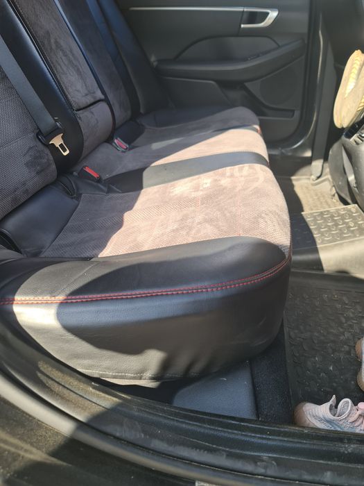 Продам модельные авточехлы на Hyundai Sonata DN8