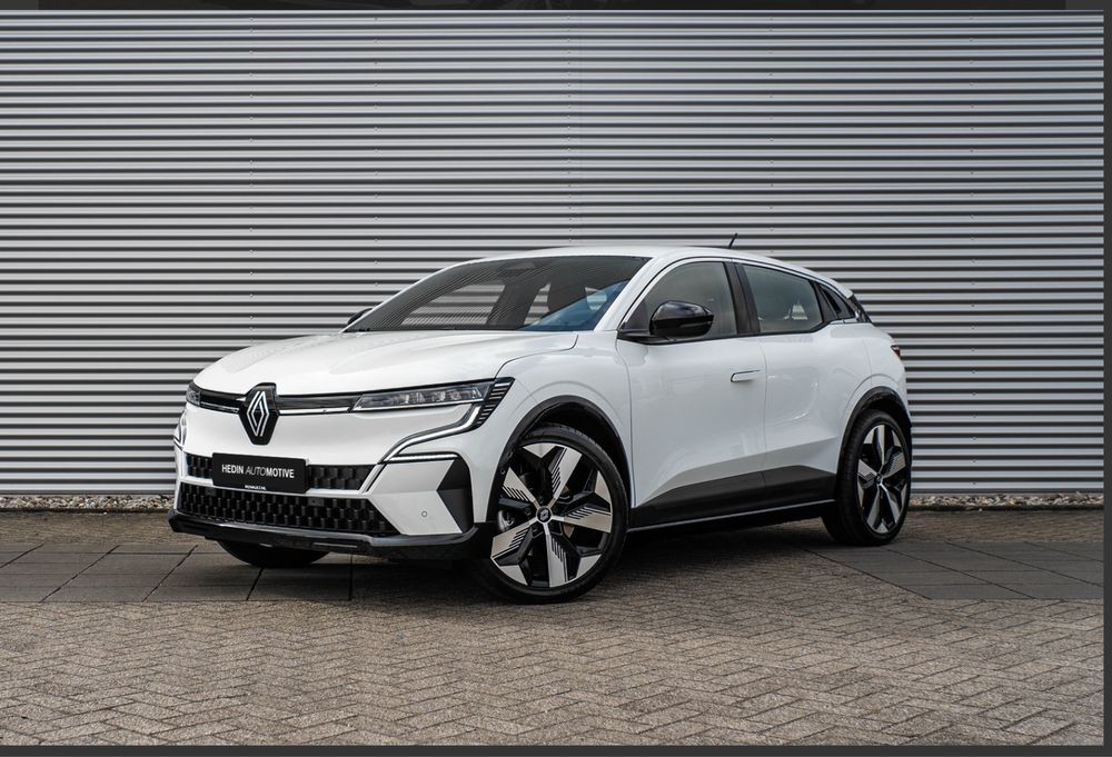 Inchiriez 2022 Tesla model 3 /2023 Renault Megan E-TECH -Uber-Bolt ,