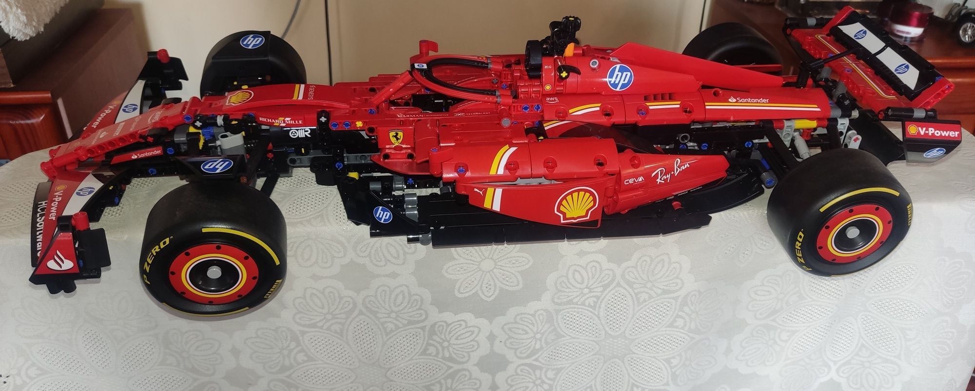 LEGO 42207 Ferrari SF-24 F1