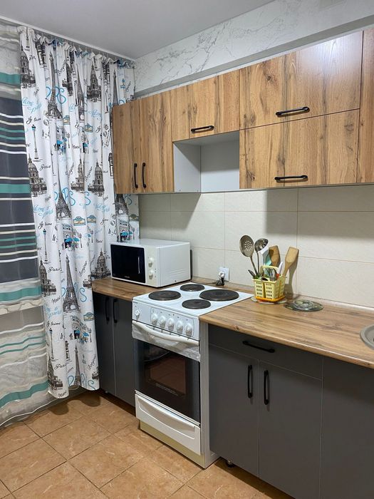 Сдам 1.5 Кабанбай Батыра 112а посуточно, почасово, понедельно