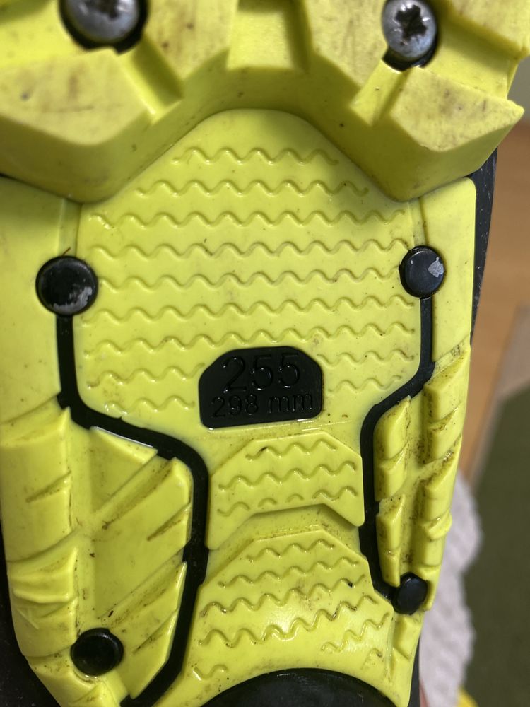 Clapari Rossignol Alltrack 100,  Marime: 25.5