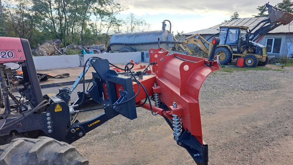 Plug de zapada 2.8 metri buldo, tractor, incarcator