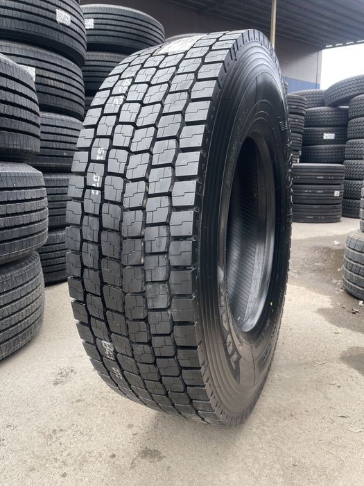Грузовые шины YOKOHAMA 295/80 R22.5 704R (ведущая ось)