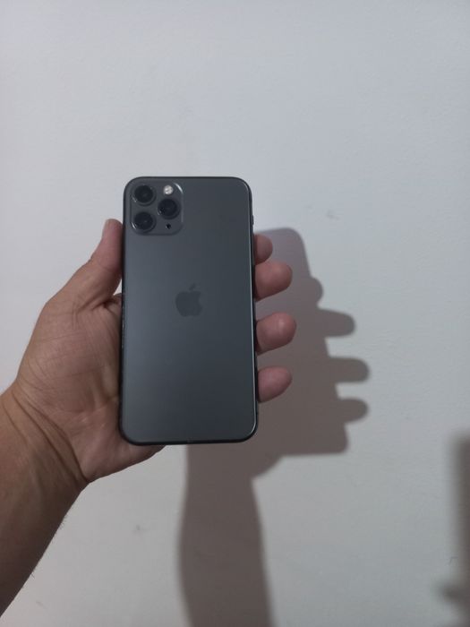 IPHONE 11 Pro sochni sotiladi