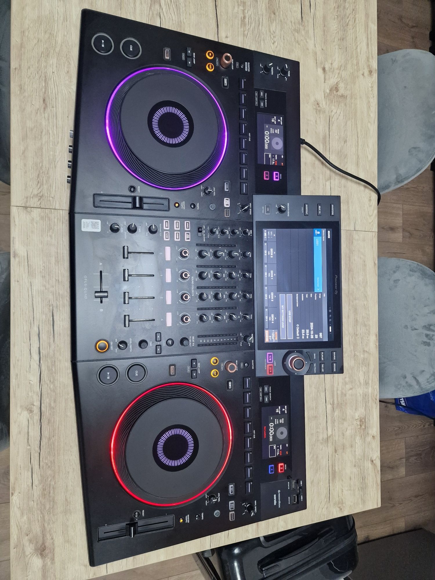 Consolă DJ PIoneer Opus Quad cu Case