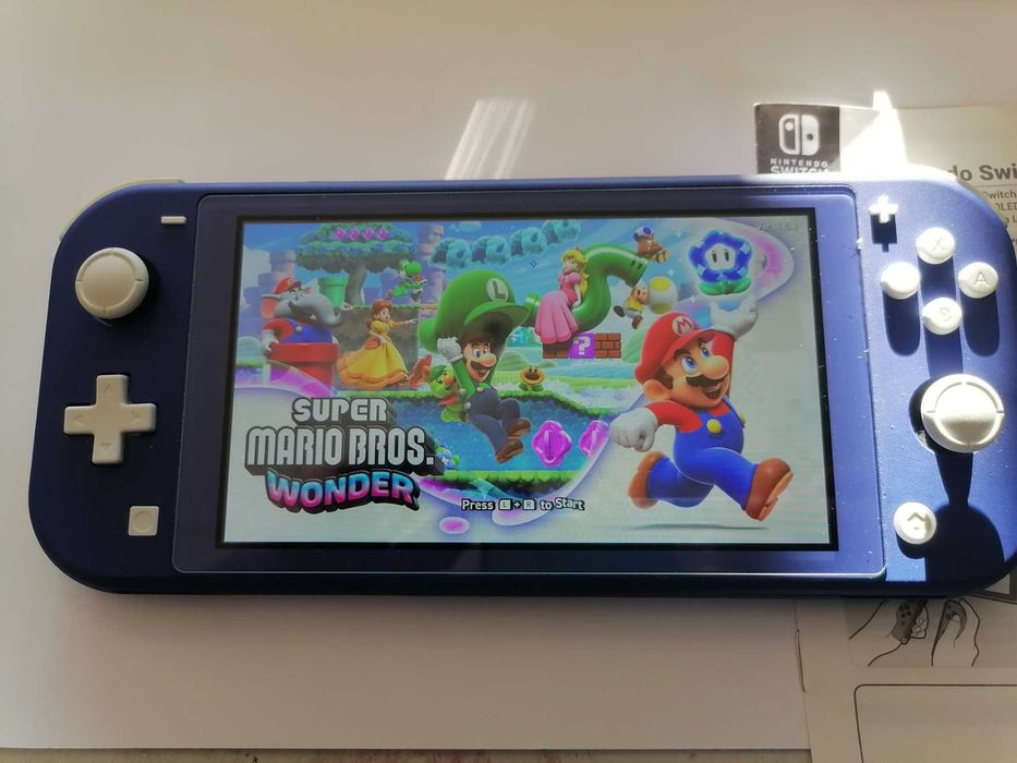 Портативна конзола Nintedno Switch Lite