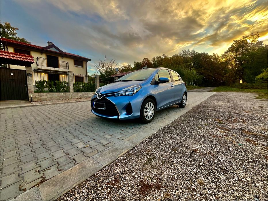 Toyota yaris 1.33 бензин 2016 г.
