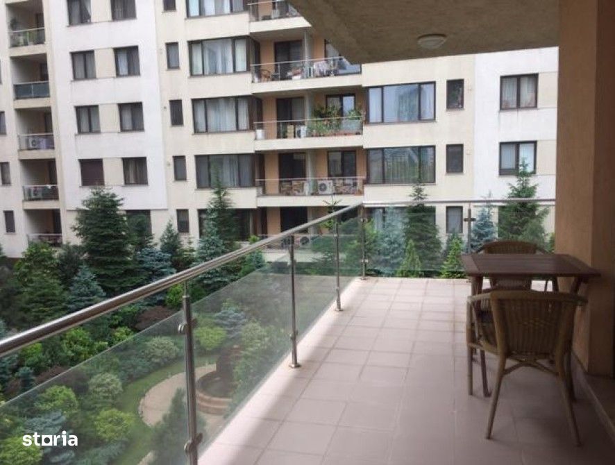 Apartament 3 camere North Area Lake View