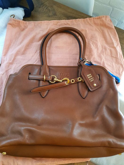 Оригинална дамска чанта Miu Miu