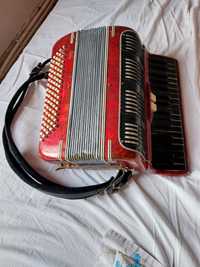 Vindem acordeon PAULO  SOPRANI COPII