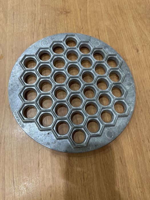 Продам пельменицу