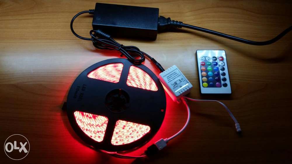 Banda LED 1,2,3,4,5,10,15,20 m RGB 5050 impermeabil Waterproof IP65