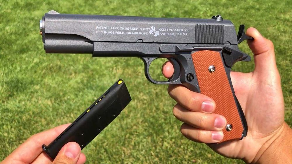 Pistol UPGRADAT (MODEL NOU!!) COLT Adevarat Co2 gaz arc nou AIrSoft
