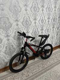 Продается Велосипед Altek черно-красный