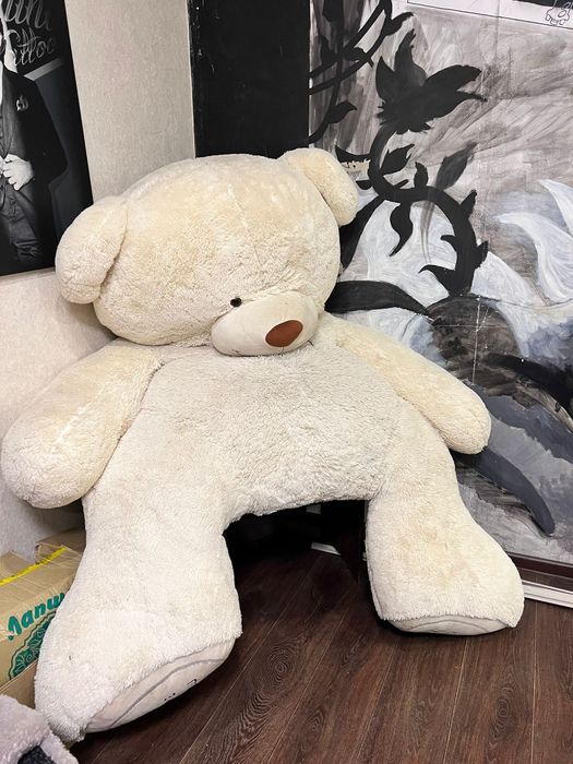 Отдам бесплатно медведя,2 метра.