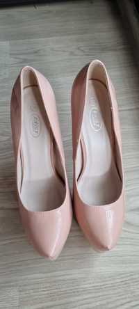 Pantofi de damă roz