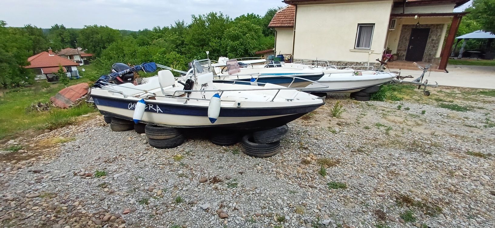 Моторна лодка меркюри 40к 4т