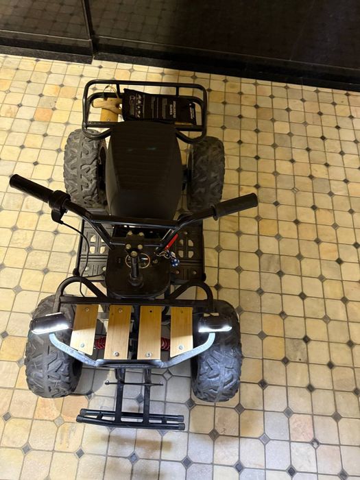 квадроцикл elektro