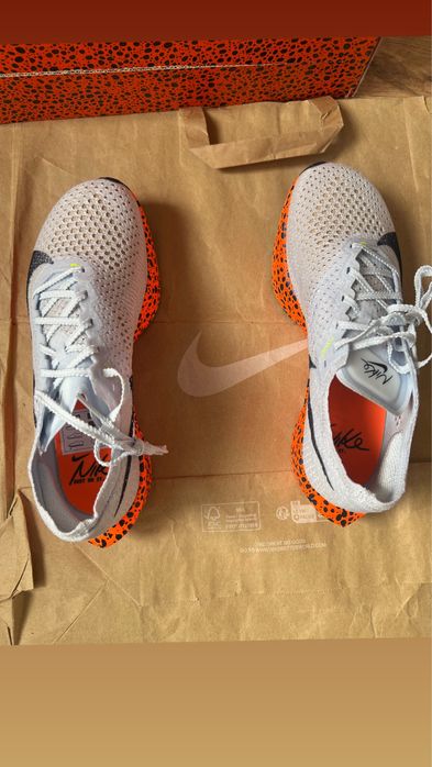 100% Оригинални Дамски Nike Zoom VaporFly 3 в размер: 37.5-38-38.5