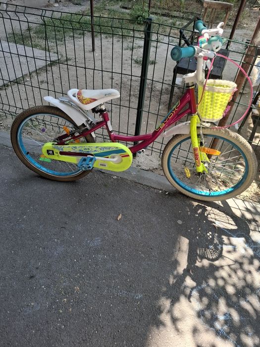 Bicicleta byox 20 inch necesita spălare si umflare roti