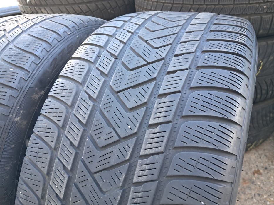 Anvelope second iarna 275 40 R20 Pirelli