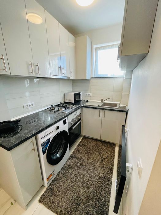 Închiriez apartament zona Nord,Râmnicu Vâlcea