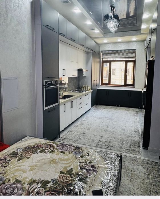 Срочно! В Билтепе продаётся банковский дом с евроремонтом