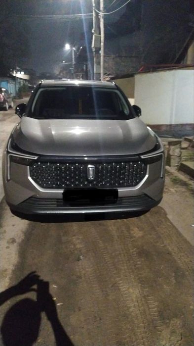 Bestune T55 Sotiladi