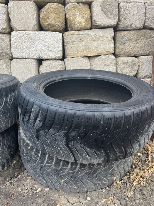 Зимние покрышки R18