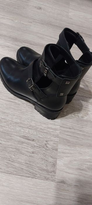 Ботуши марка Minelli