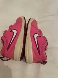 Adidasi roz fucsia fetite Nike marimea 23