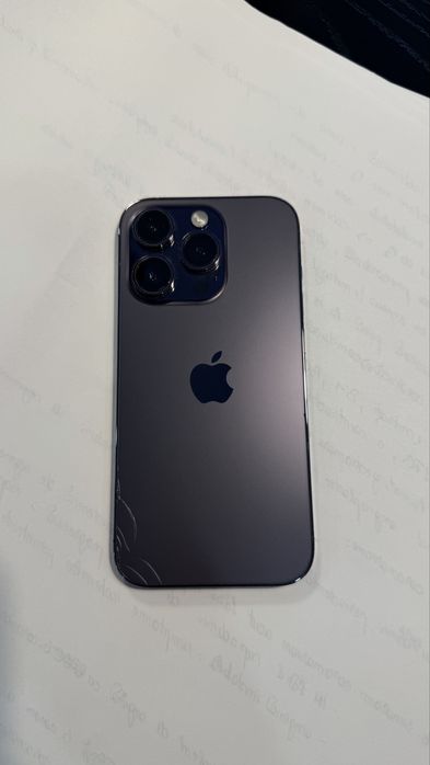 iPhone 14 Pro Pupple Spate fisurat