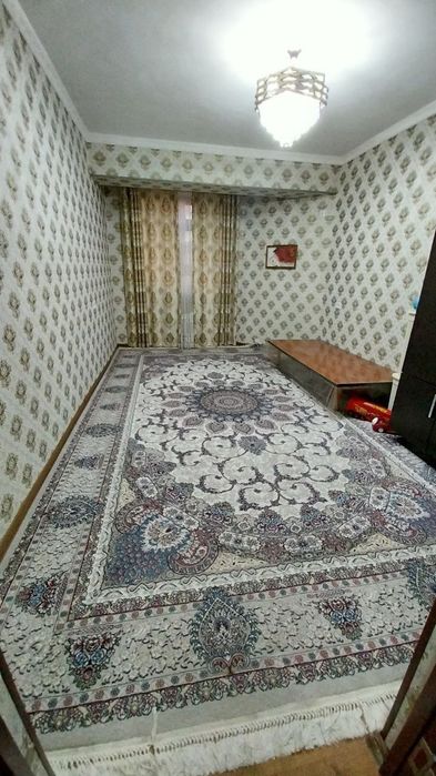 Navoiy shahrida 2 xona 3 xona qilingan uyimiz sotiladi arzon narxda