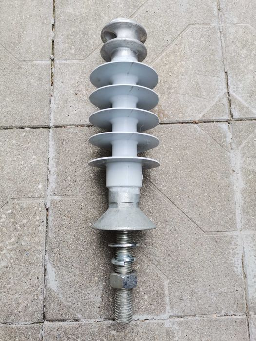 Носач силиконов/ подпорен силиконов изолатор 20kV