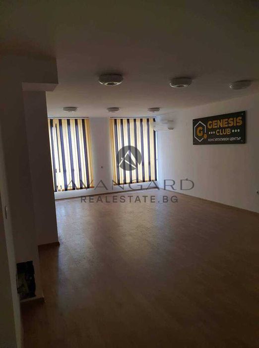 Продава се Офис в Пловдив, Кършияка - 121 кв.м за 1500 €/кв.м - Снимка #1
