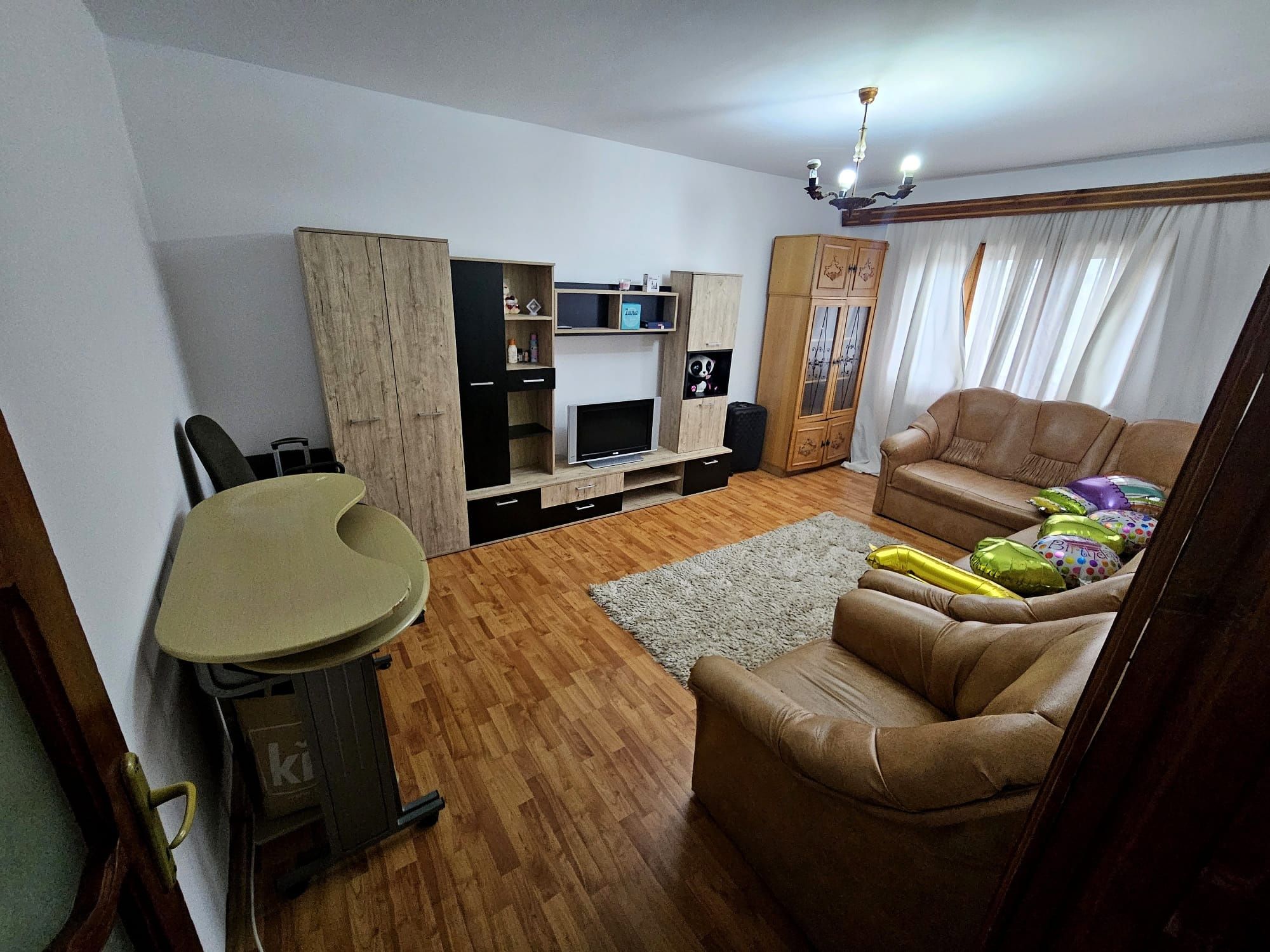 Inchiriez apartament 2 camere