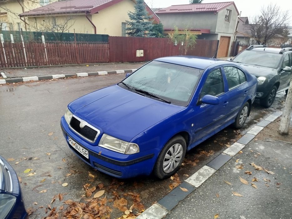 Vând SKODA Octavia