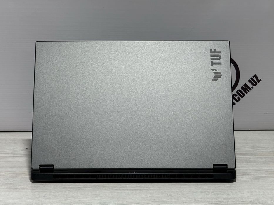 Asus Tuf Gaming A14 Ryzen 7-8845HS RTX-4050 16/512GB