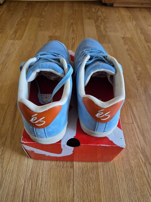 Adidași és (casual, skateboard)