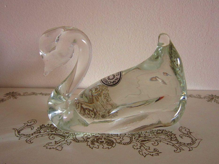 cadou deosebit rar Lebada Pilgrim Hand Blown Glass 1960