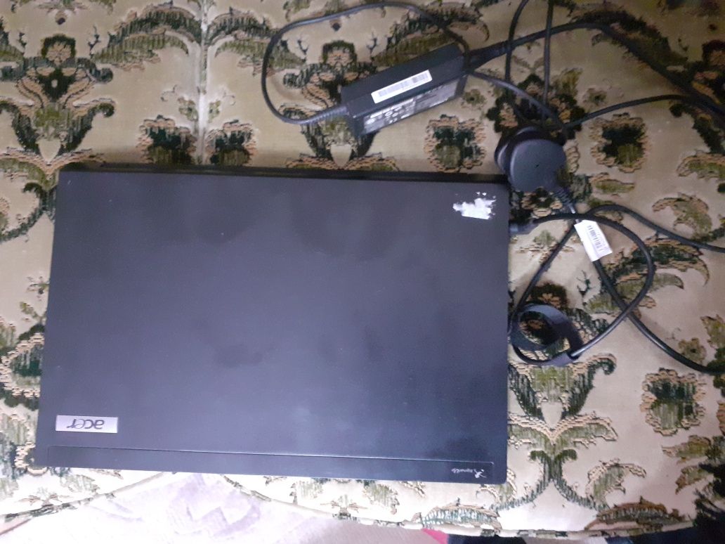 Laptop Acer travel mate 8571