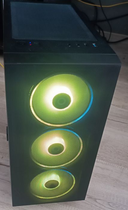 PC gaming Ryzen™ 7 2700x/ RX 5700 sau RTX 3060 / 16 Gb RAM/ SSD M2 1TB