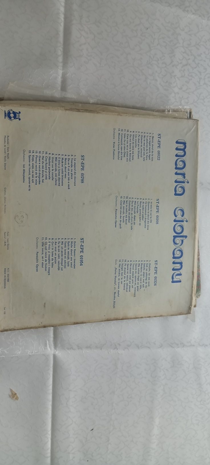 Vând placi de Vinil 60 buc 300lei