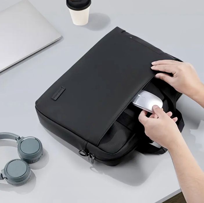 Мъжка бизнес чанта /Луксозно, месинджър офис куфарче за лаптоп 15.6”!