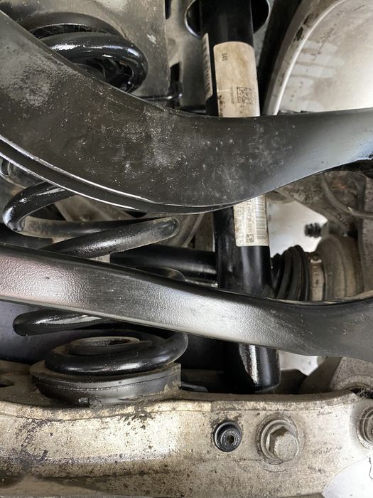 Amortizor electric stânga spate Audi A4 B9 break