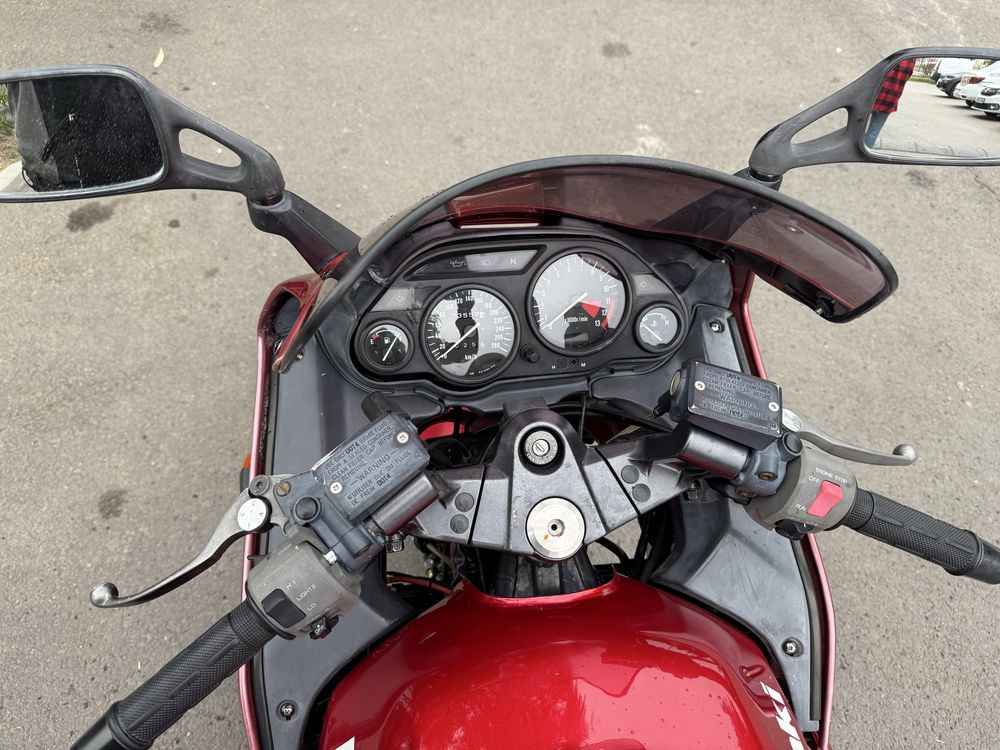 Motocicleta KAWASAKI GPZ 1100