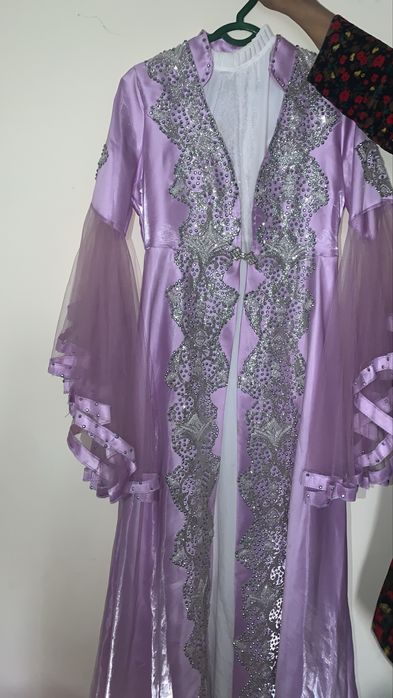 Ansambl ikkalasiniyam sariysi bor