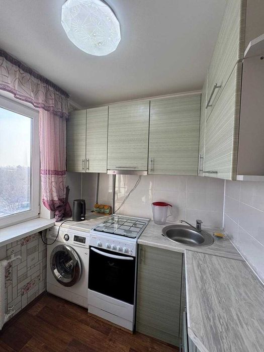 Подам 2 комнатную квартиру р-н Авто рынка!!!